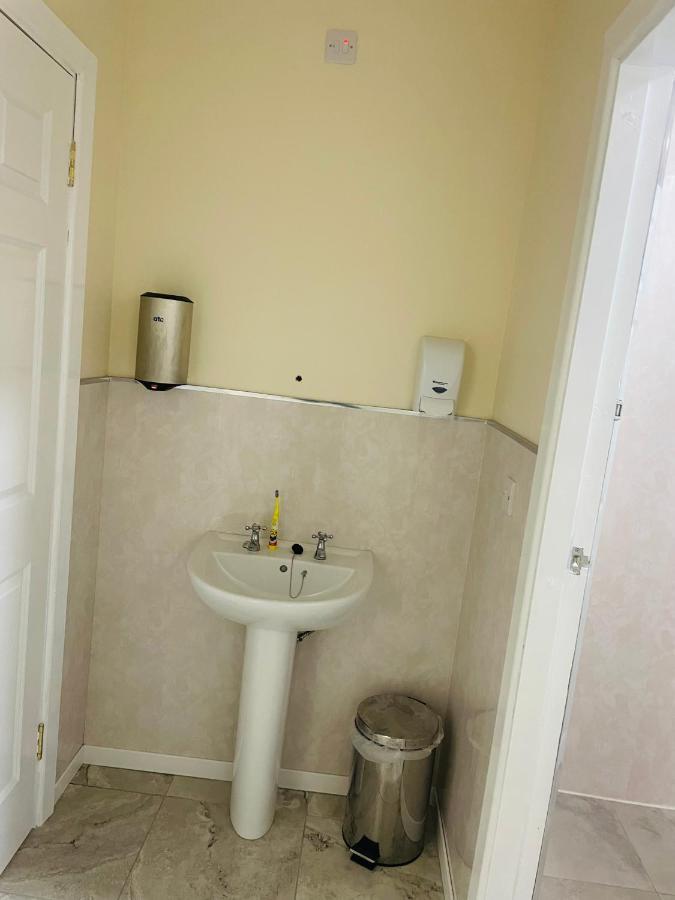 Greenway & Copper Coast Hostel Bunmahon Екстер'єр фото